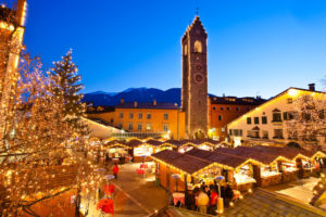 Bolzano con l'addobbo natalizio